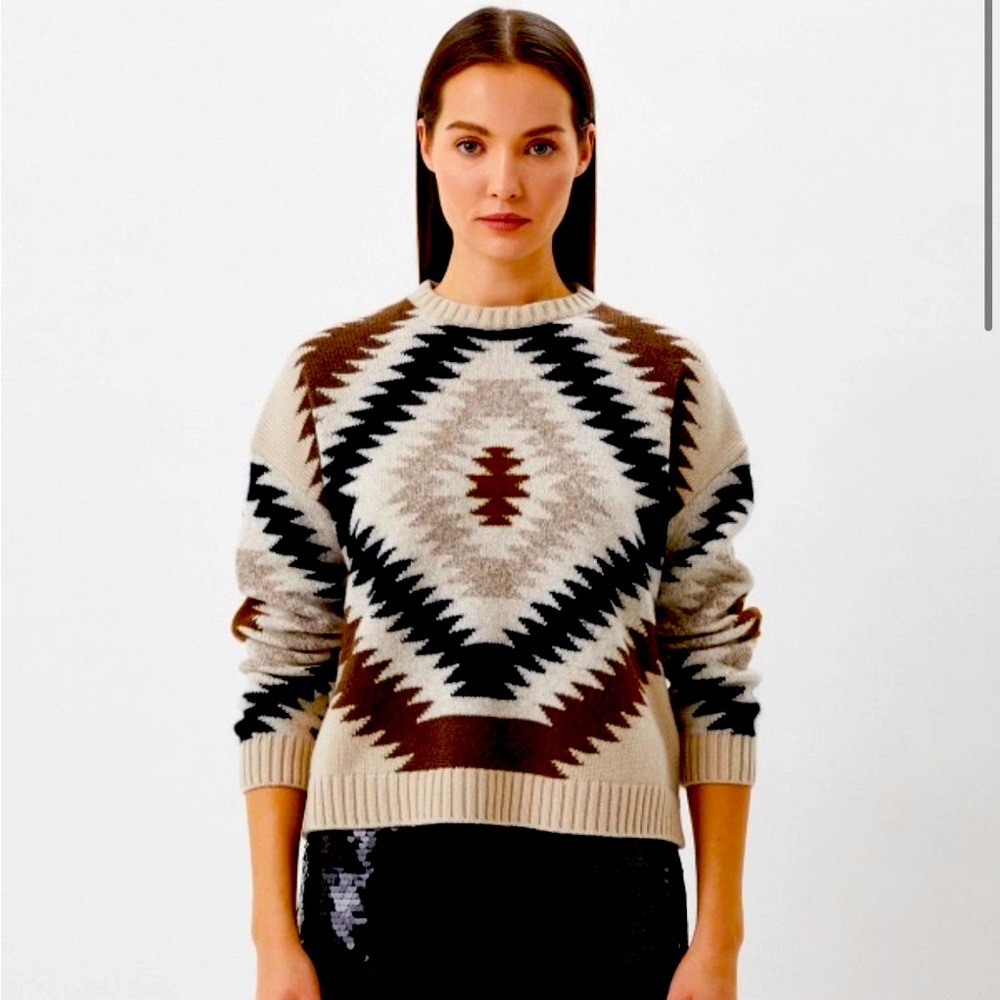 Max mara Weekend Sweater (brown, black & white color)
